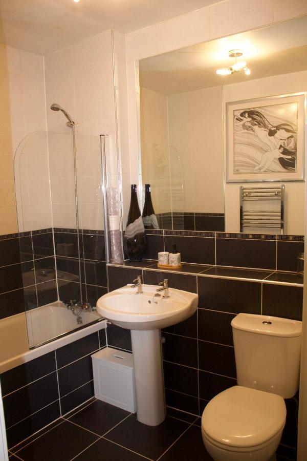 Lovely 1 Bed Flat In Stockbridge, Near Edinburghs City Centre Bagian luar foto